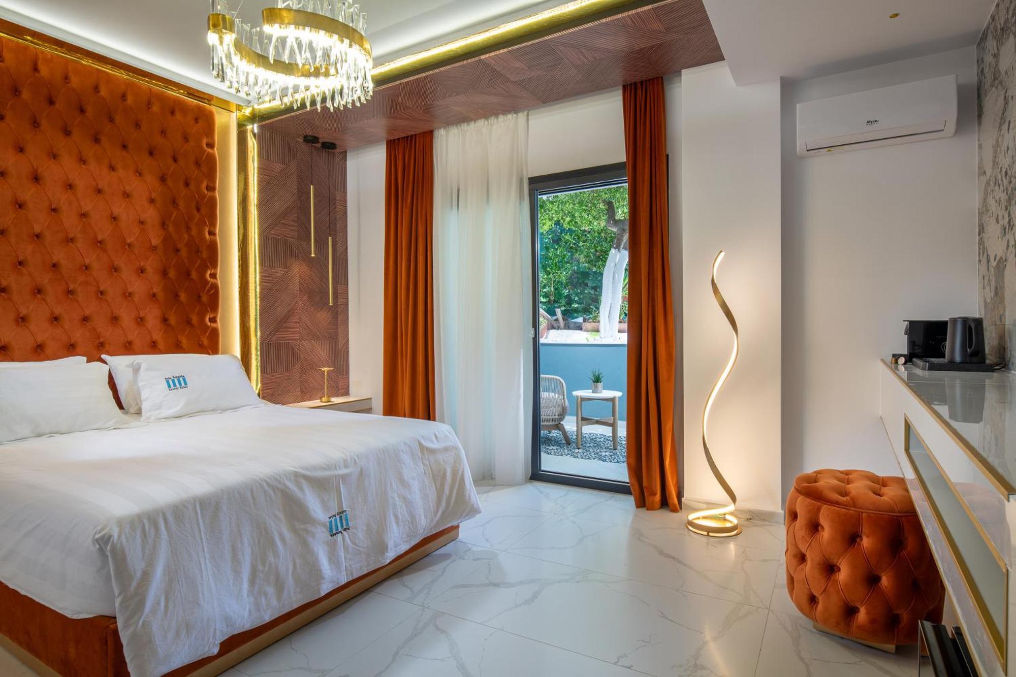 Pela Veranda Exquisite Suites Néosz Marmarász Kültér fotó