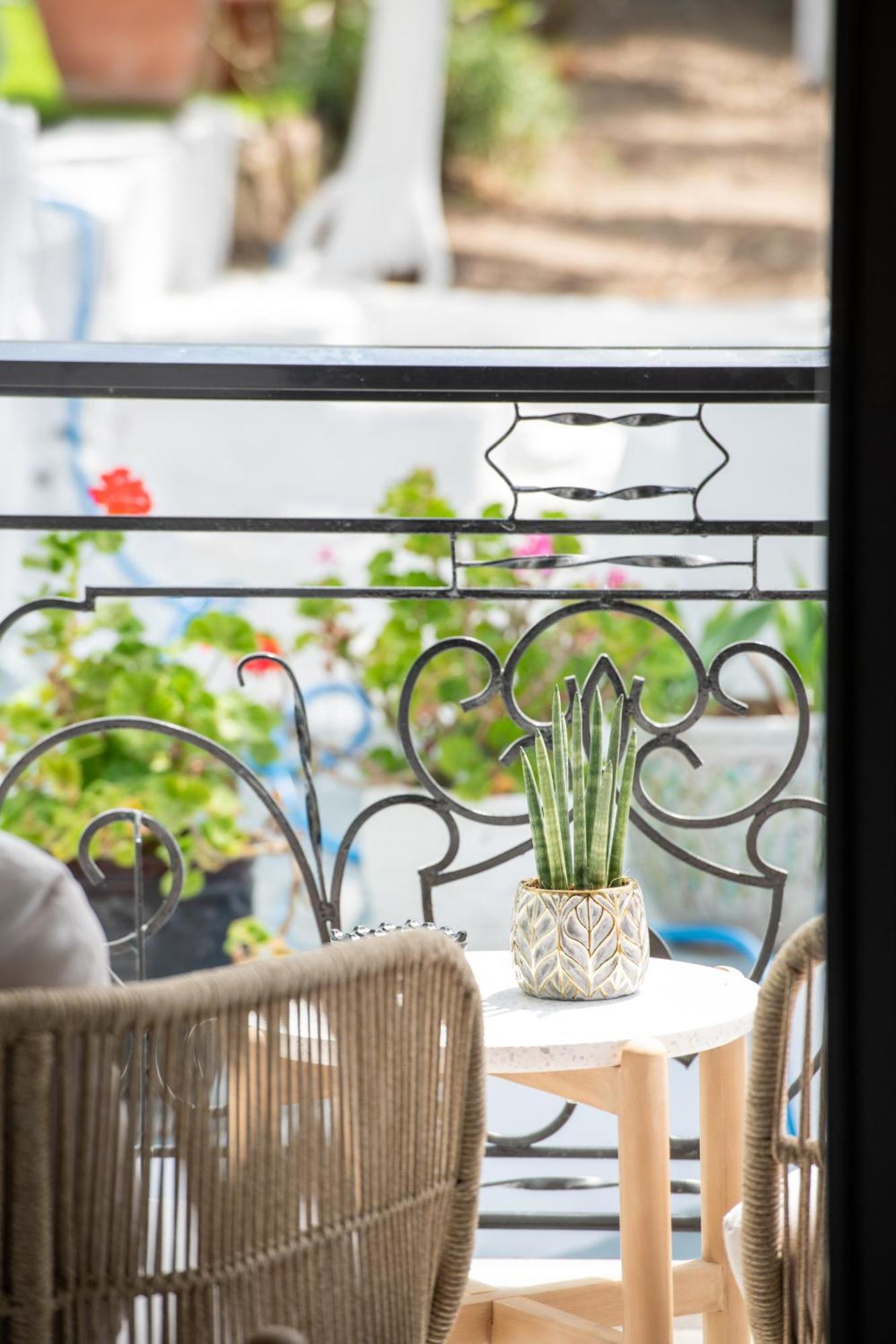 Pela Veranda Exquisite Suites Néosz Marmarász Kültér fotó