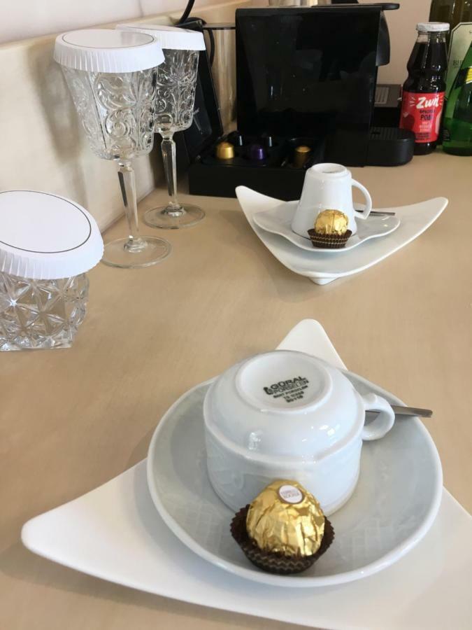 Pela Veranda Exquisite Suites Néosz Marmarász Kültér fotó