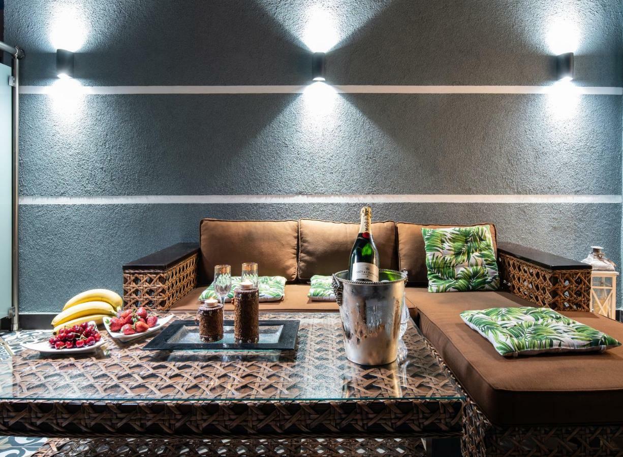 Pela Veranda Exquisite Suites Néosz Marmarász Kültér fotó