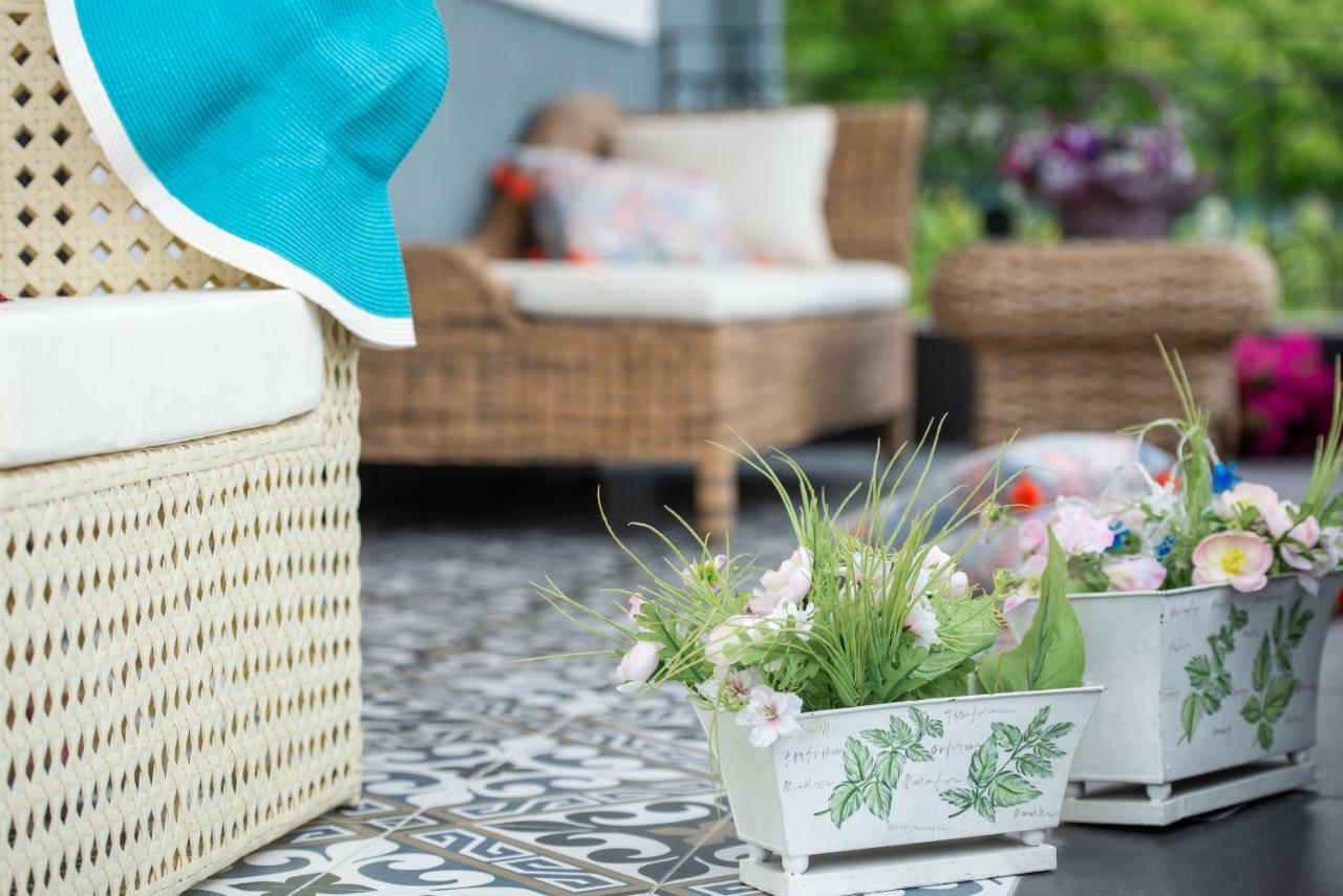 Pela Veranda Exquisite Suites Néosz Marmarász Kültér fotó