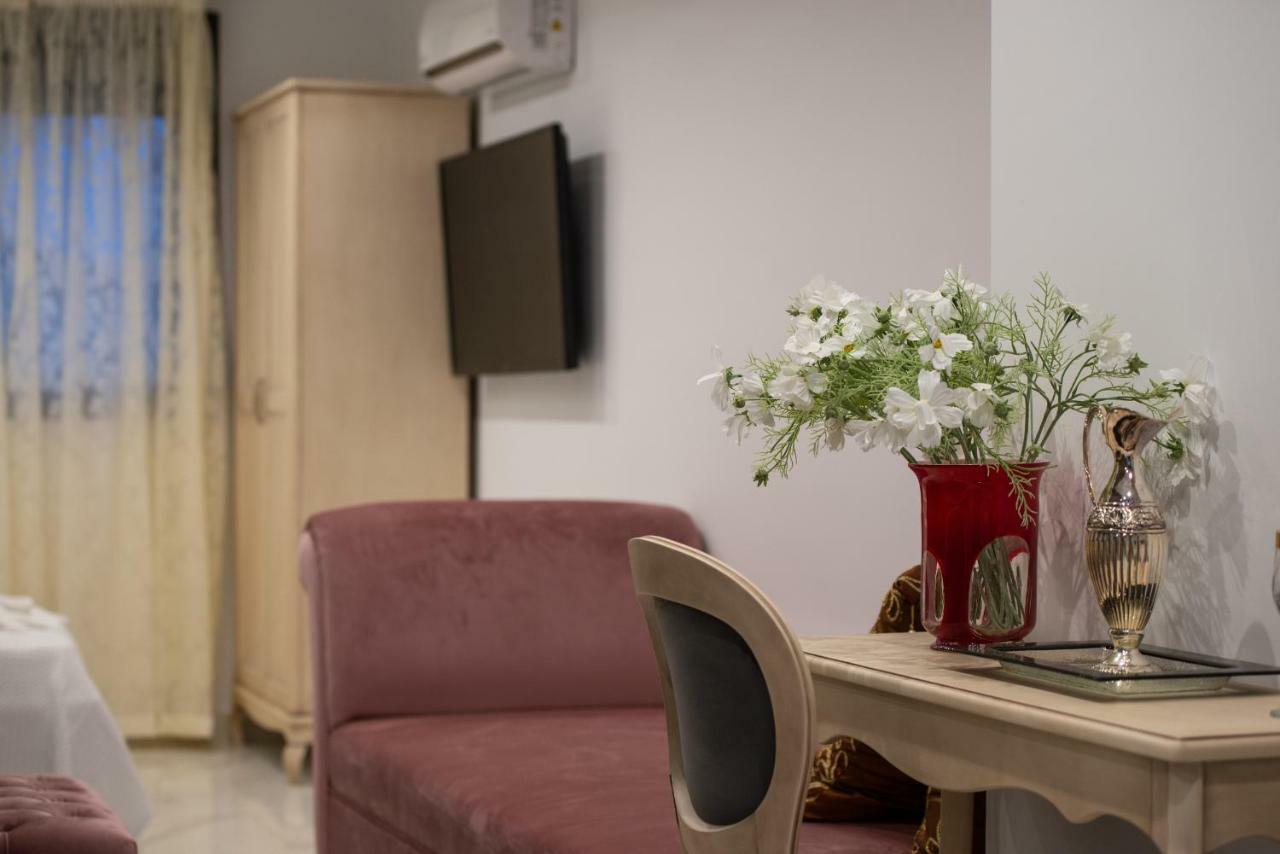 Pela Veranda Exquisite Suites Néosz Marmarász Kültér fotó
