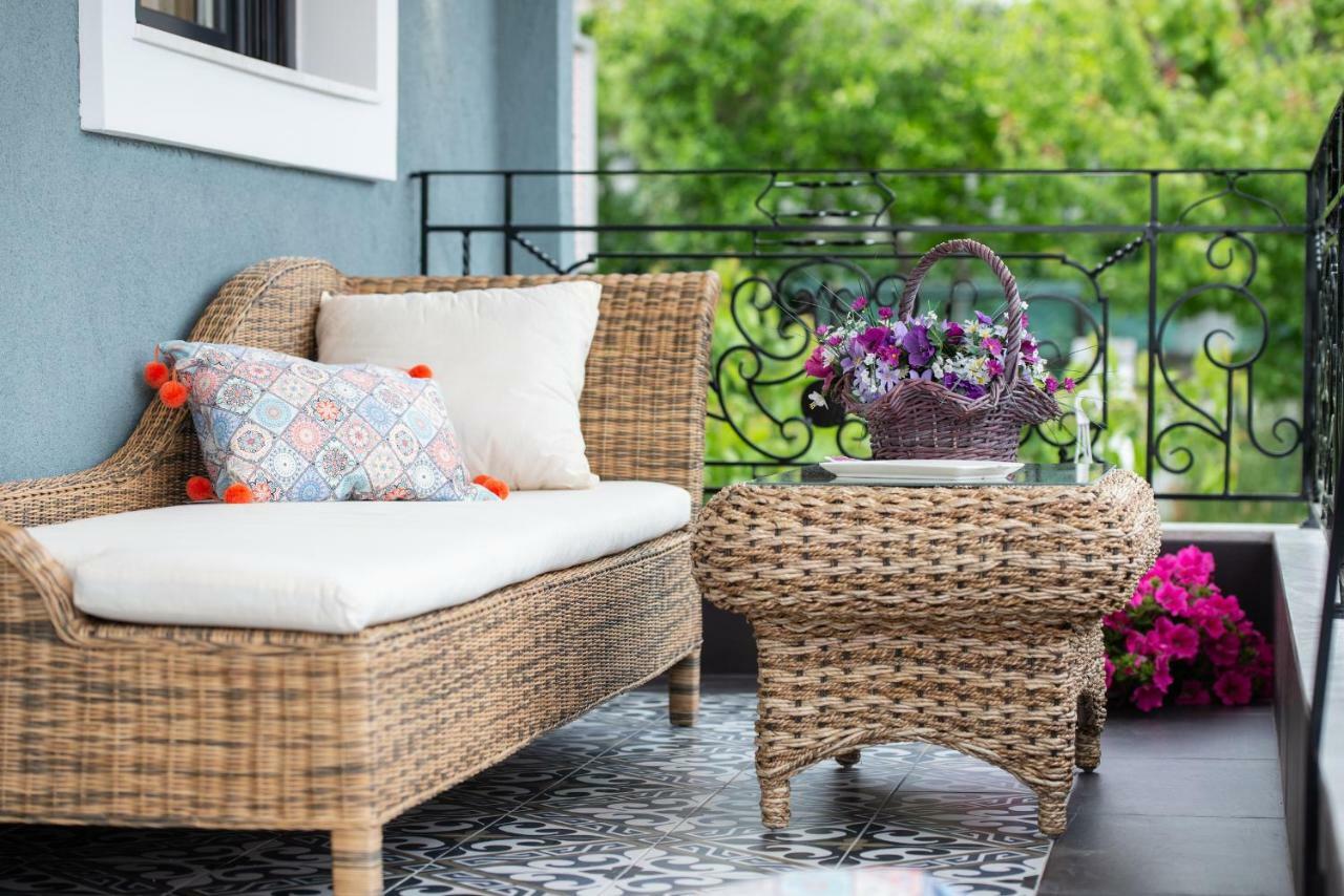 Pela Veranda Exquisite Suites Néosz Marmarász Kültér fotó