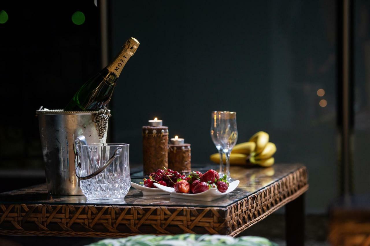 Pela Veranda Exquisite Suites Néosz Marmarász Kültér fotó